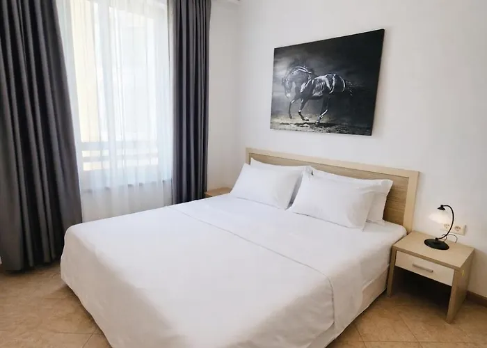 Spacious With 2 Bedrooms And 2 Bathrooms Complex Royal Sun Sunny